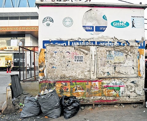 An Annapurna canteen at Ameerpet in decrepit condition 
