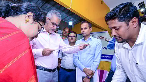 Sanjeev Chopra Secretary, DFPD visited SHG and RRC in Bhubaneshwar, Odisha on Thursday.