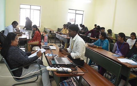  Final year students from various parts of the Tamil Nadu attend placement program in Coimbatore