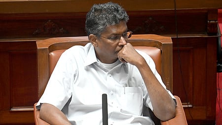 Public Works Department (PWD) Minister Satish Jarkiholi said not just 40 leaders, but at least 400 have been honey trapped in the state.