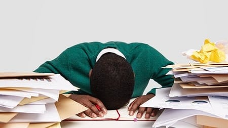 Data reveal that the sharpest rise in distress calls occurs between March and September, coinciding with board examinations, competitive entrance tests like NEET, and result announcements.