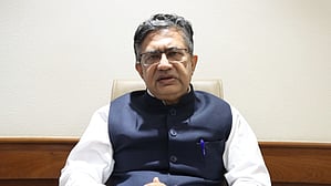 NSE CEO Ashishkumar Chauhan