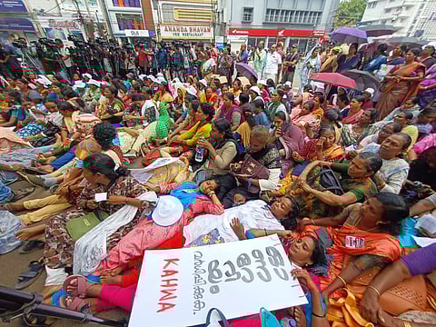 The state secretariat blocked of Kerala ASHA Health Workers Association during their indefinite protest's 36 th day in front of the Secretariat on Monday.They are demanding increased honorarium, payment of pending wages and pension benefits.