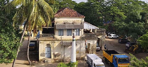 SDM has issued notices directing the concerned parties to vacate, remove, or demolish the unsafe structures by August 17, 2025.