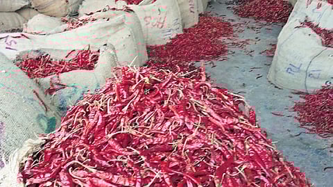 In some cases, godown operators have resorted to burning waste, worsening air pollution. 