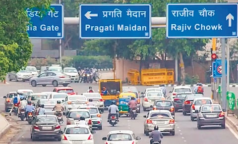 As of March 2020, Delhi Police had installed 1,029 traffic signals and 1,018 countdown timers across the city.