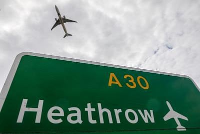 Mass hysteria at Heathrow airport; how social contagion works?
