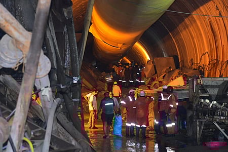 Rescue operations at SLBC Tunnel.