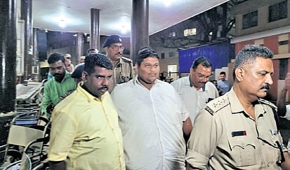 MES leader Shubham Shelke arrested.