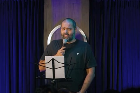 The comedian did not cite any specific reason or instance for his outburst against the mainstream media.