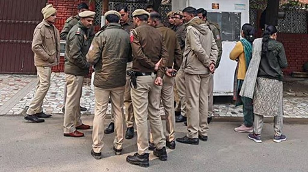7-Year-Old Muslim Boy Killed by Hindu Neighbour — because he was a muslim? A candlelight vigil being held to protest violence against minorities in India.