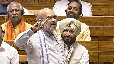 குடிவரவு மற்றும் வெளிநாட்டினர் மசோதாவுக்கு மக்களவை ஒப்புதல்; இந்தியா தர்மசாலா அல்ல: அமித்ஷா!