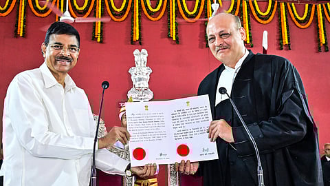 Governor Hari Babu Kambhampati administers oath to CJ Harish Tandon
