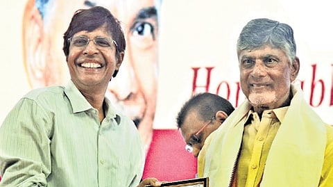 V Kamakoti, Director, IIT Madras Presenting a memento to Chief Minister of Andhra Pradesh, N Chandrababu Naidu during the All India Research Scholar Summit 2025 at IIT Madras in Chennai on Friday.