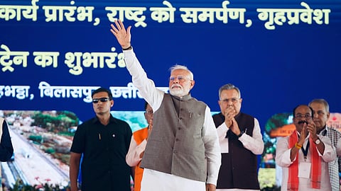 Addressing the public rally, Modi said that Chhattisgarh is witnessing a rapid progress in all sectors under the BJP regime
