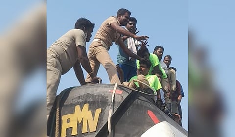 Fire personnel from Bhavani Station during the rescue operation