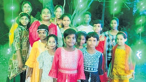 Pandey later founded the Narayan Seva Ashram and got it registered as a trust. The ashram is currently home to 35 girls.