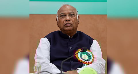 The Congress Working Committee (CWC) meeting kicked off at the Sardar Patel Memorial in Ahmedabad on Tuesday, with Congress President Mallikarjun Kharge setting the tone.