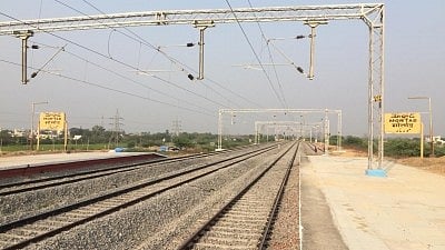 The upgraded railway line serves as a critical connector to iconic cultural and religious destinations, including the Tirupati Balaji Temple, Srikalahasti Temple, Kanipakam Vinayaka Temple, and Chandragiri Fort, drawing pilgrims and tourists from across India.