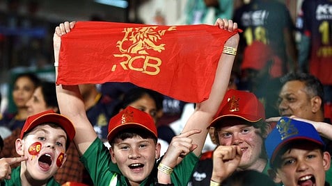 The match marks a milestone for RCB as it is their 100th IPL game at the M Chinnaswamy Stadium. 