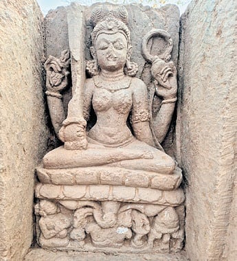 Remains of a Chaitya Griha have been found near the three colossal Buddha heads that were earlier excavated from the Ratnagiri site.