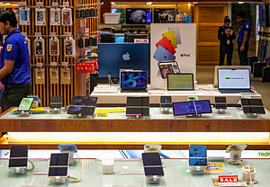 Samsung leads as Apple’s share dips in Q2 smartphone market globally
