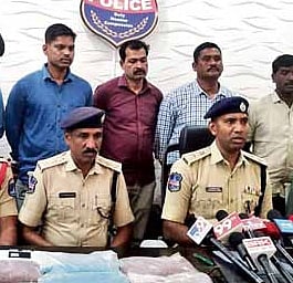 Two held for smuggling fake cotton seeds worth Rs 44 lakh