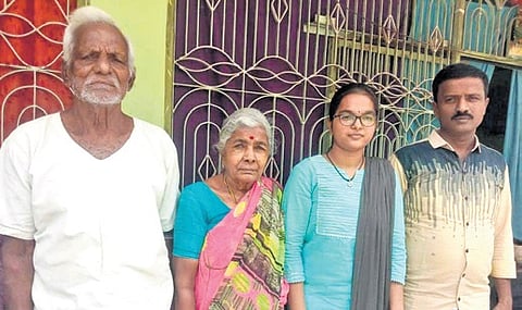 Tammineni Chaathurya, Intermediate second year (HEC) student from the Government Junior College, Cumbham of Prakasam district, pictured with her Family.