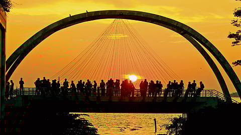 Social activist's PIL results in upkeep committee for Kochi Marine Drive 