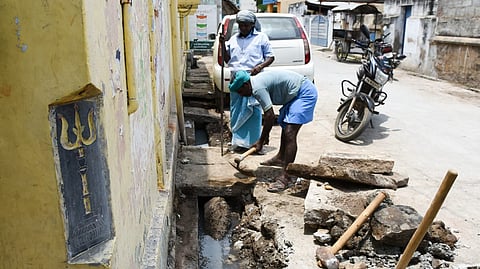 A senior corporation official said the sewage system and water supply are well separated.