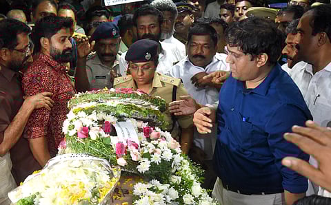 Ernakulam District Collector NSK Umesh and Rural S P M Hemalatha pay last tributes, at the Kochi airport on Wednesday.