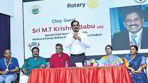 MT Krishna Babu praised Dr Vijaya, President of the Indian Stroke Association (ISA), for initiating the campaign to raise awareness.