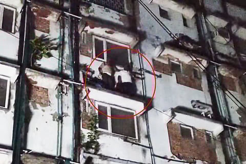 Blaze turns Kolkata hotel into death trap; guests jump, scream as flames engulf building