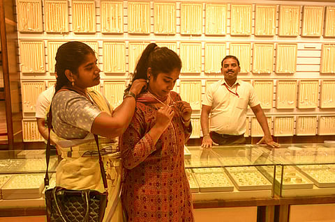 Customers at a gold store. (Express photo | Prasant Madugula)