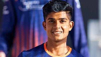 Mumbai Indians' left-arm spinner Puthur has been ruled out due to bone stress reactions in both shins, the franchise stated.