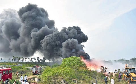 Thick fumes of smoke covering the area near Tallapalem of Guntur district during Prime Minister Narendra Modi’s visit to relaunch Amaravati construction works on May 2.