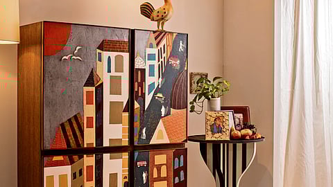 Reliving a past-perfect world