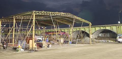 The arrangements are for Kallalagar descending in Vaigai waters in Madurai on Thursday