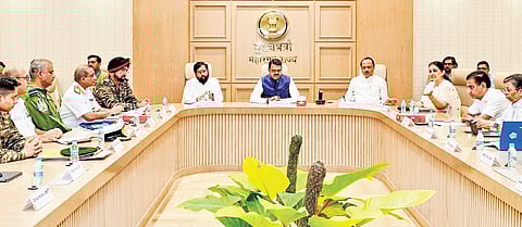 Fadnavis takes stock of Maharashtra security