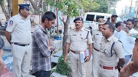 Guntur SP Satish Kumar interacting with history sheeters and general public in Tenali.
