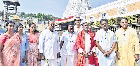 ISRO Chairman Narayanan, along with his team, visits Tirumala on Friday 