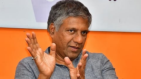 Deputy Leader of Opposition in the Assembly and BJP MLA Aravind Bellad said the Speaker has no power to suspend MLAs for more than one session. 