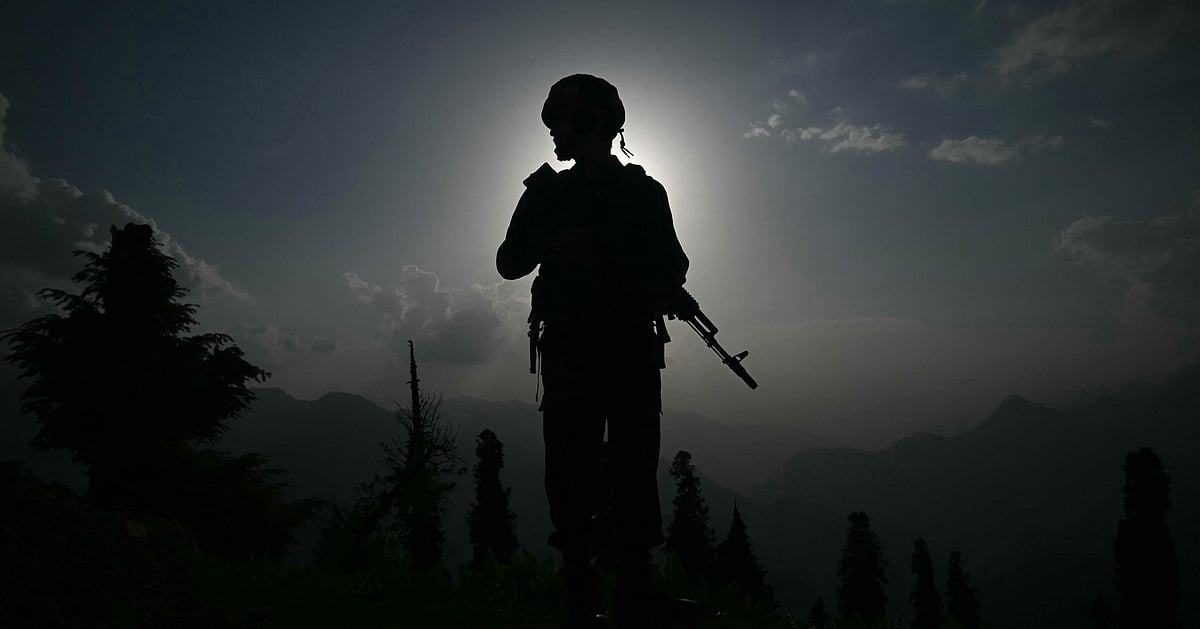 Officials should become technocrats to counter emerging threats: Army