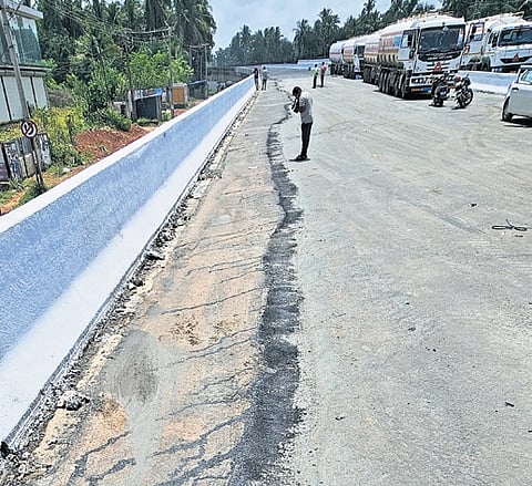 People raise concerns as more cracks appear on NH 66 in Kozhikode