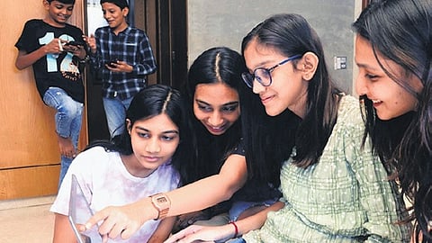 TN floats tender to procure 10 lakh laptops for students