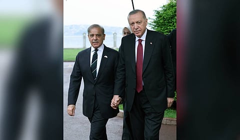 Turkey's President Recep Tayip Erdogan welcomes Pakistan PM Shehbaz Sharif 