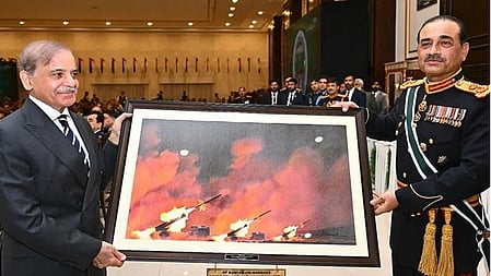 Netizens mock painting showing old Chinese war drill images used by Pakistan to celebrate its military operation