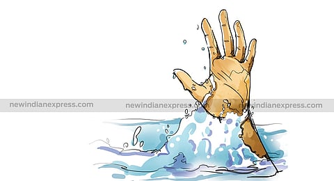 Eight youths go missing in Godavari River
