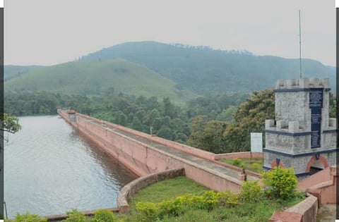 The water level in Mullaiperiyar dam has increased from 114.45 ft to 121.60 ft in four days.