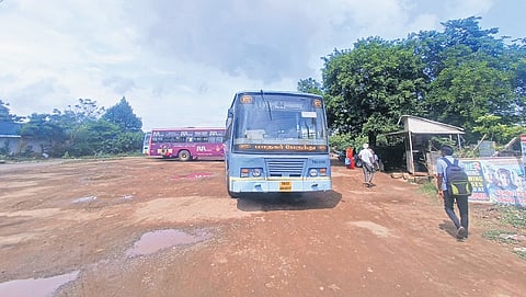The bus terminus on Ennore High Road near Tondiarpet lacks amenities 